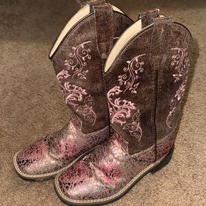 Old West Brown and Pink Embroidered Boots